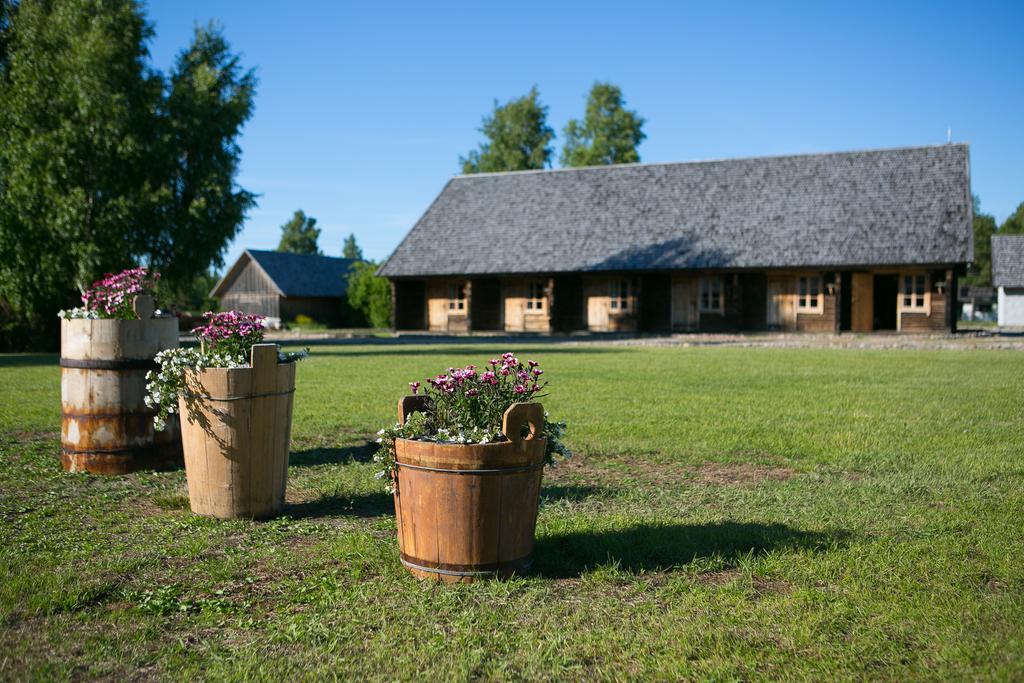Holiday Village Suur Toell Kuressaare Buitenkant foto